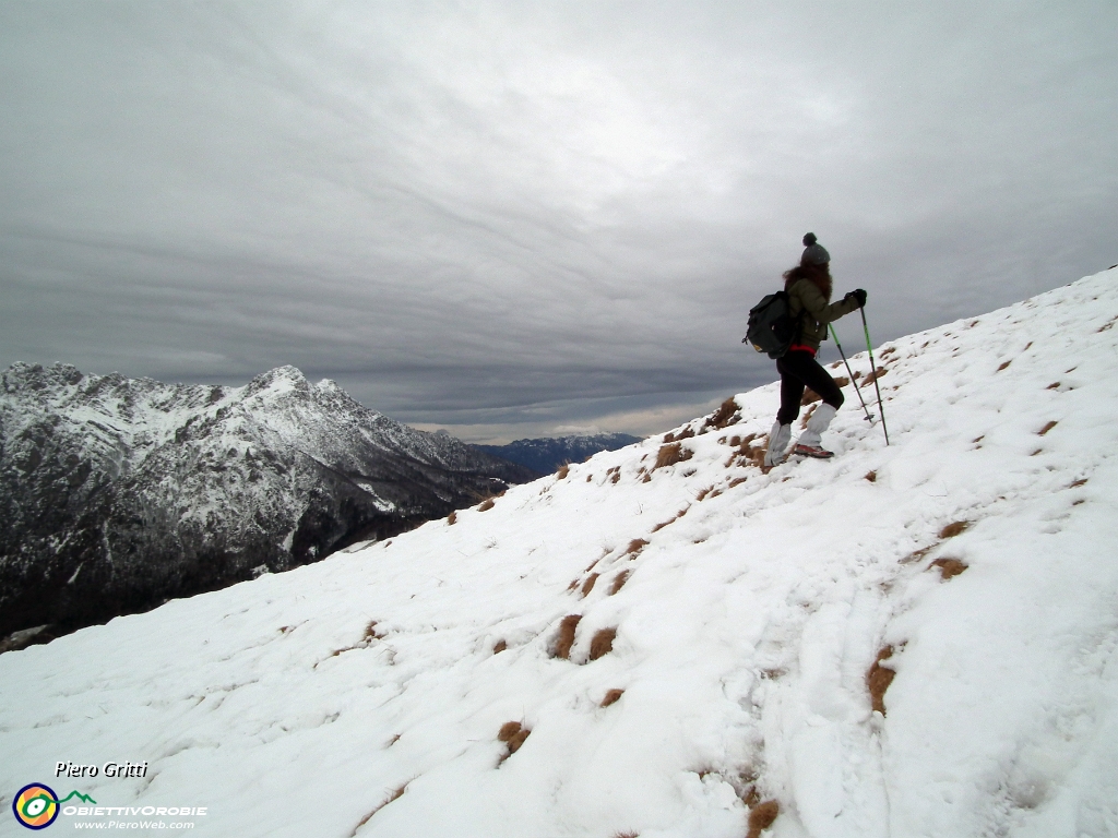 22 Le ghette riparano dalla neve e tengono caldo.JPG